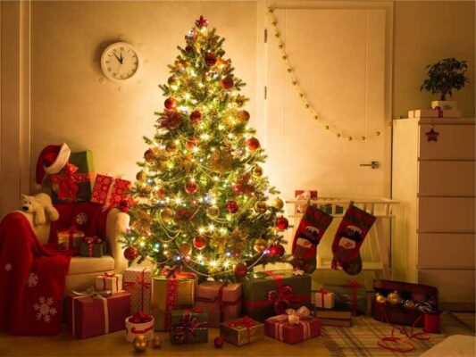 Trang Trí Noel Quận Tân Phú: Tạo Nên Không Gian Lễ Hội Sôi Động