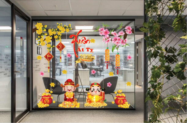Decal Dán Kính Trang Trí Tết Huyện Ba Vì – Sự Lựa Chọn Hoàn Hảo Cho Không Gian Rực Rỡ